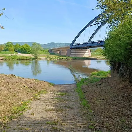 Weserblick, Naehe A2, Wasserblick, Direkt Am Wasser, Weserzugang, 4-5 Personen, Wlan, Radwanderweg Vor Der Eingangstuer Weserbergland, Hameln, Rinteln, Schaumburg Apartment Hessisch Oldendorf