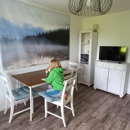 Weserblick, Naehe A2, Wasserblick, Direkt Am Wasser, Weserzugang, 4-5 Personen, Wlan, Radwanderweg Vor Der Eingangstuer Weserbergland, Hameln, Rinteln, Schaumburg *